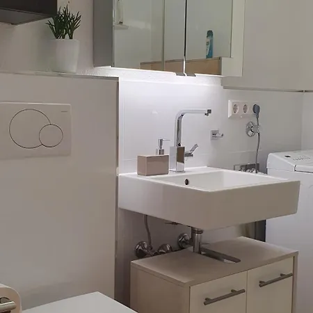 Black Forest Schwarzwaldliebe Pool Sauna Tennis Tischtennis Wifi Netflix Apartmán *